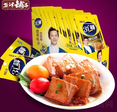 �}������~����