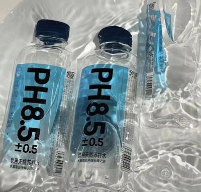 ������Ȼ����K��ˮ