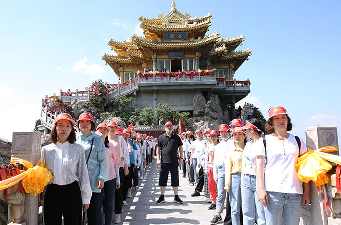 �c(di��n)���鿴��D�����мtɫ��������P(y��ng)���W(xu��)�Ļ����𱬾W(w��ng)2021�Ͼ�ɽ֮�ã�